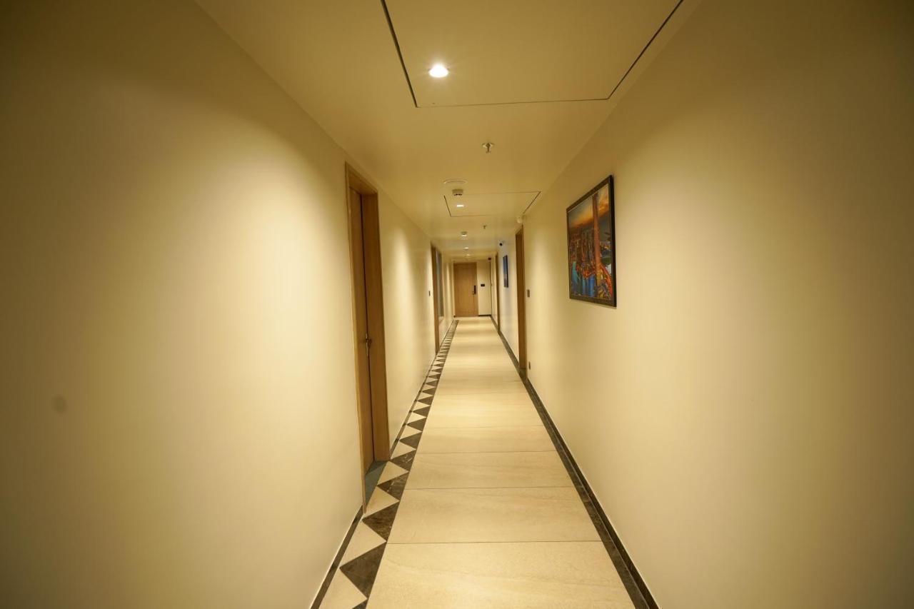 ראג'קוט The Galleria Hotel מראה חיצוני תמונה